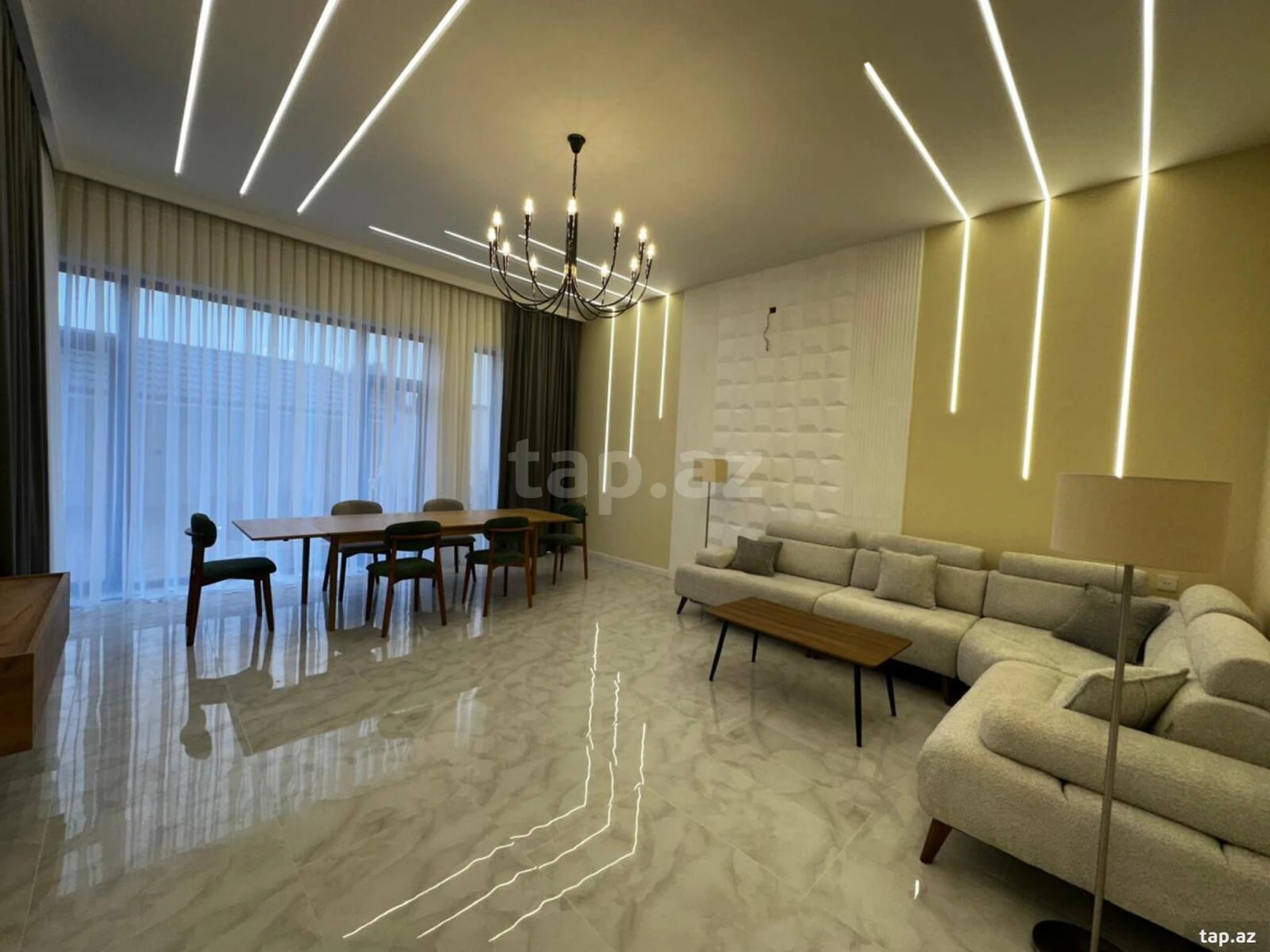 Satılır 4 otaqlı həyət evi