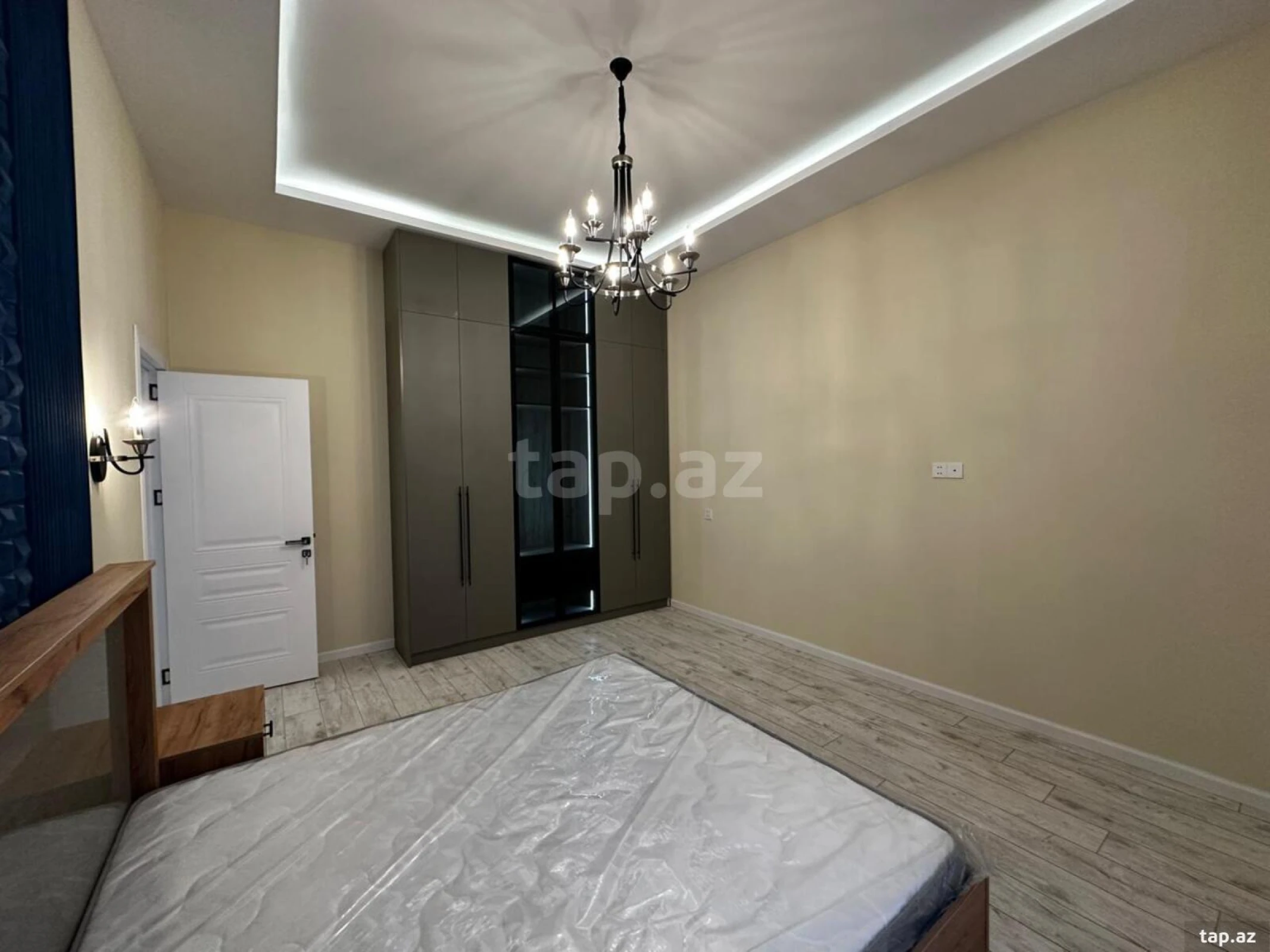 Satılır 4 otaqlı həyət evi