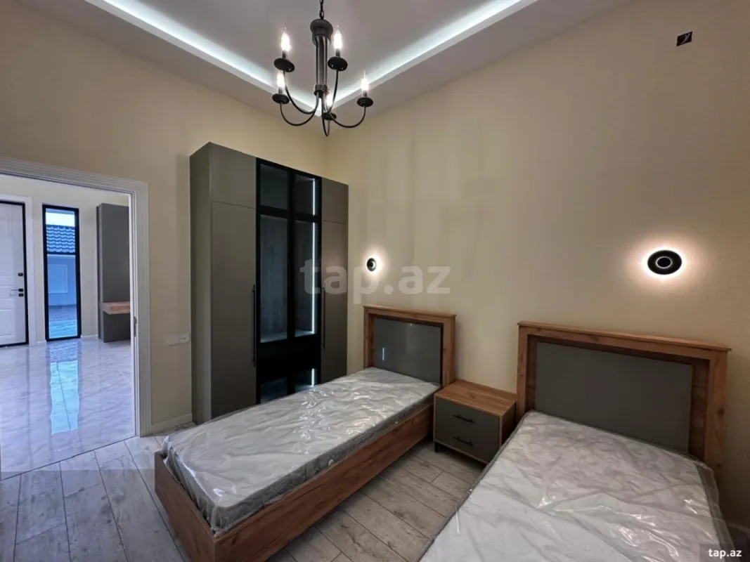 Satılır 4 otaqlı həyət evi