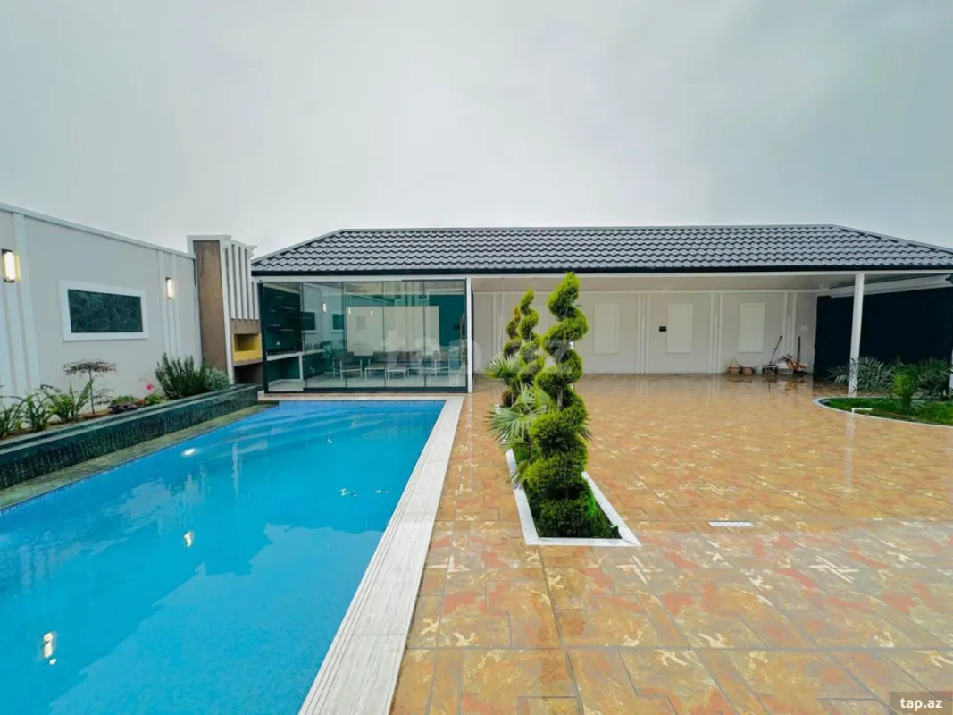 Satılır 4 otaqlı həyət evi