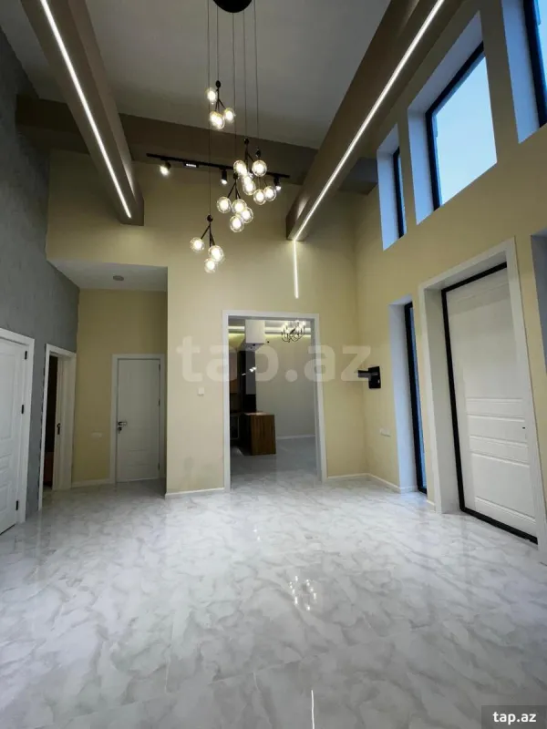 Satılır 4 otaqlı həyət evi