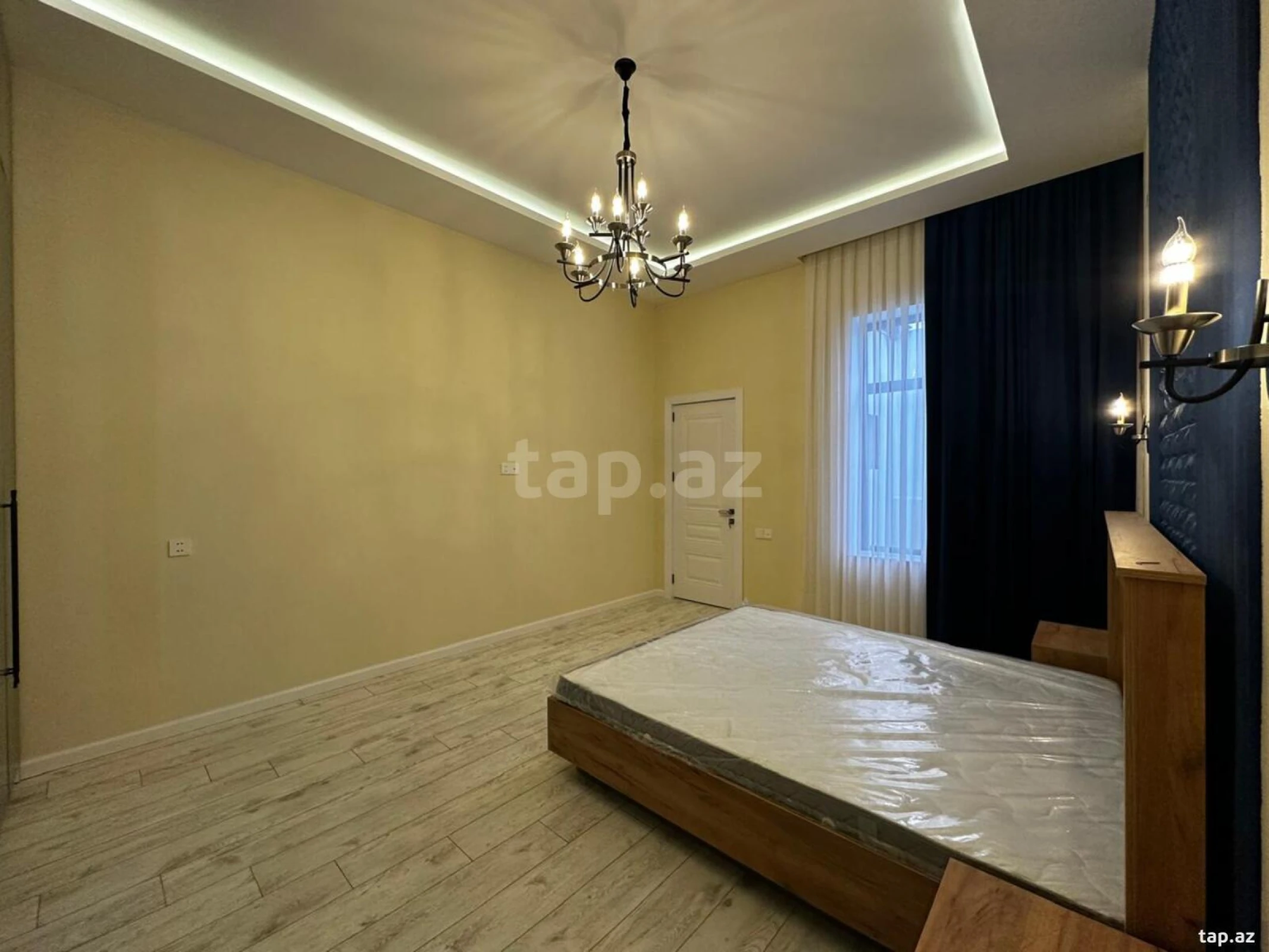 Satılır 4 otaqlı həyət evi