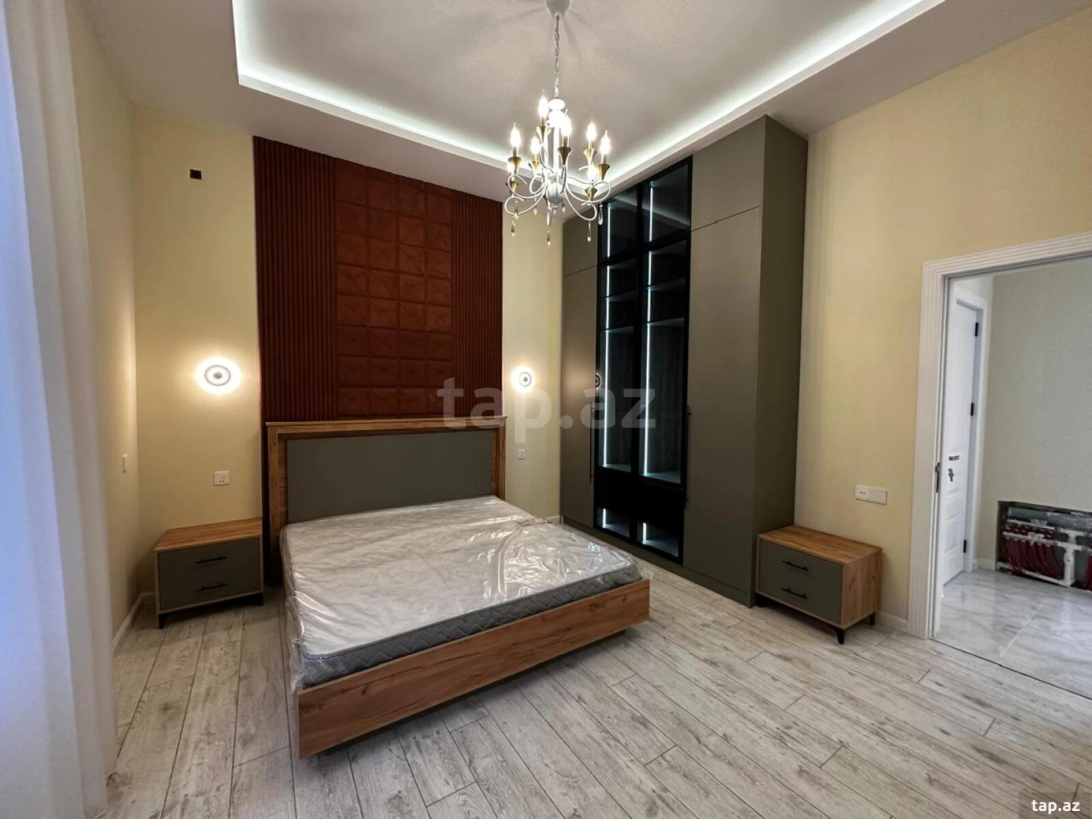 Satılır 4 otaqlı həyət evi