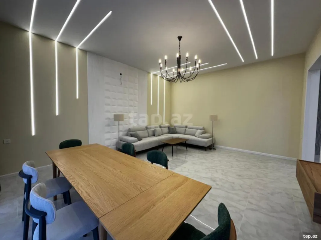 Satılır 4 otaqlı həyət evi