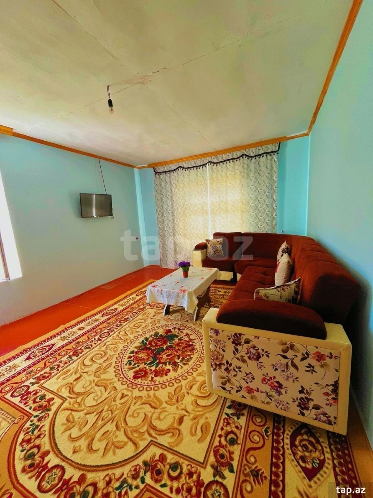 Kirayə verilir 4 otaqlı həyət evi