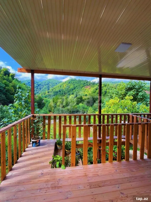 Kirayə verilir 4 otaqlı həyət evi