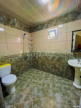 Kirayə verilir 4 otaqlı həyət evi