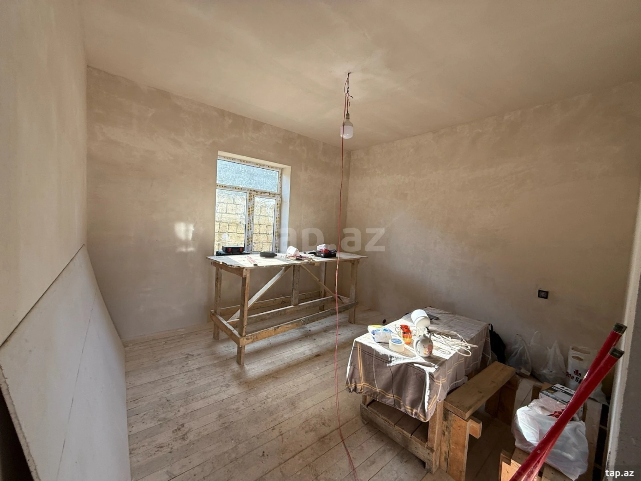 Satılır 3 otaqlı həyət evi