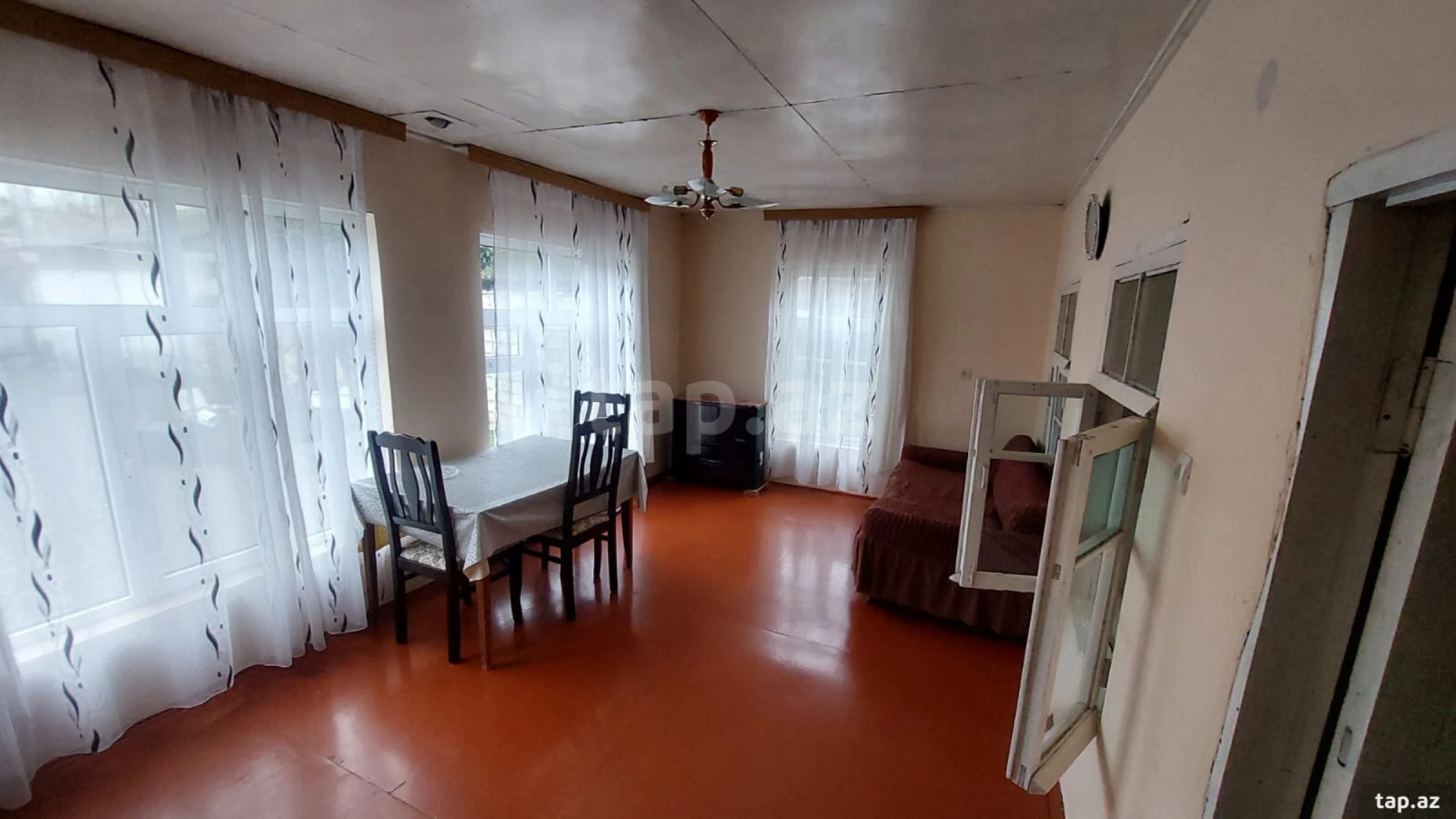 Satılır 3 otaqlı həyət evi 70 m²