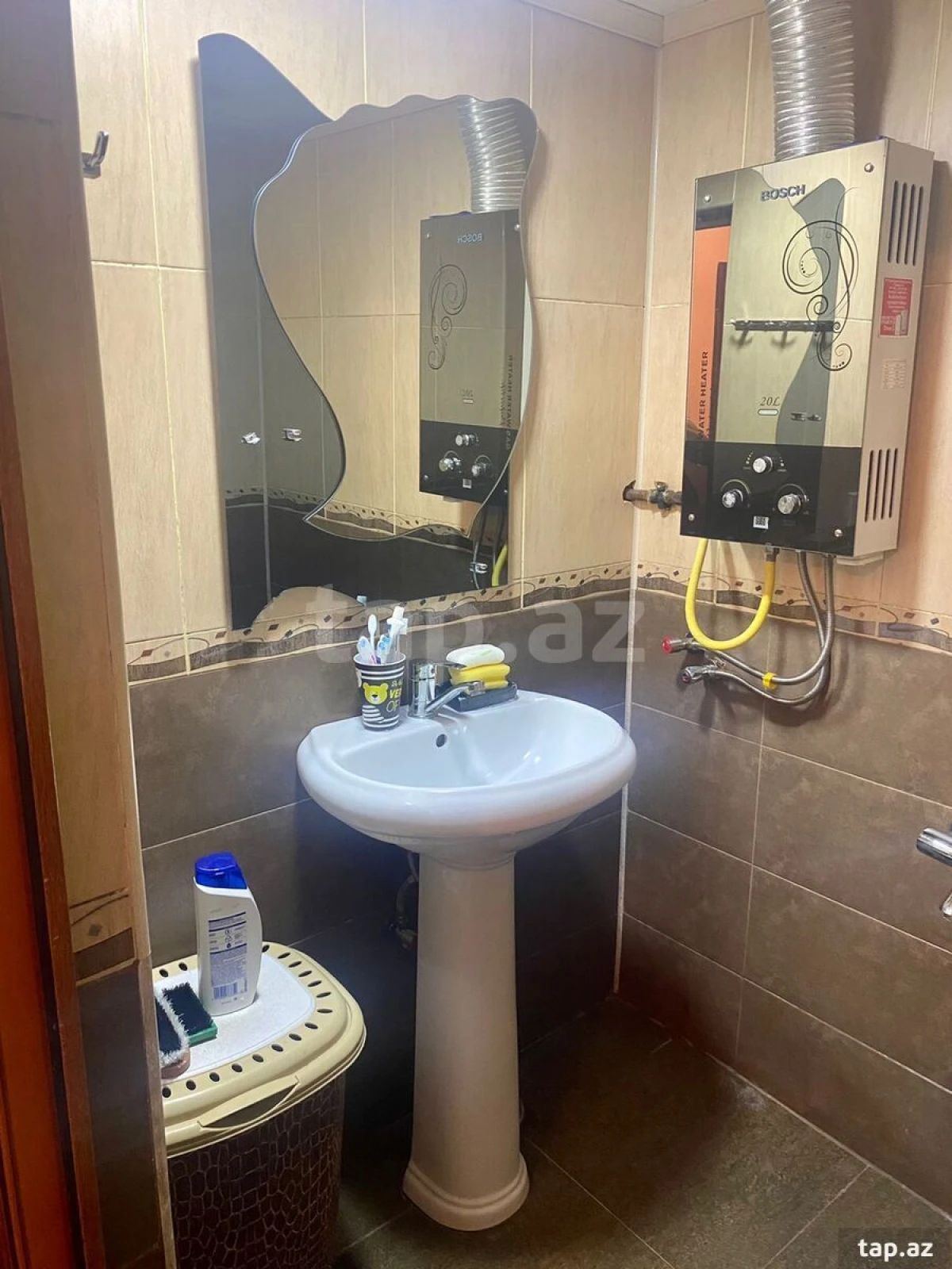 Satılır 2 otaqlı mənzil 60 m²