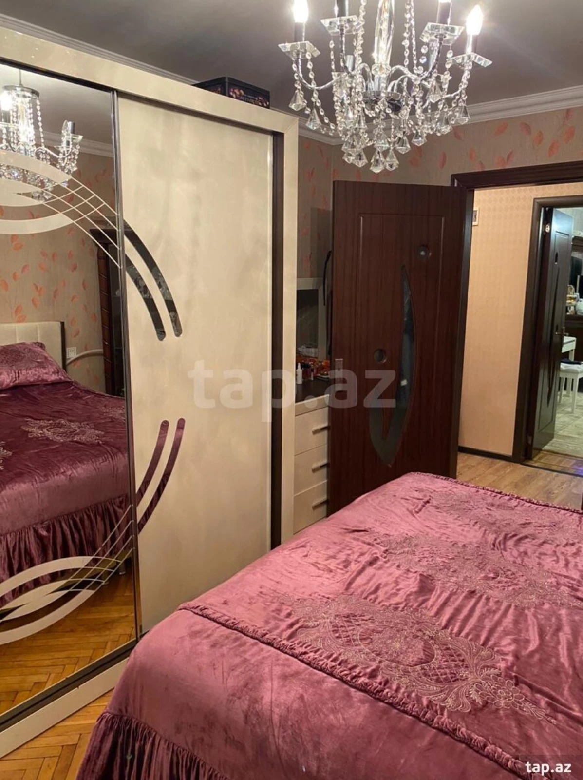 Satılır 2 otaqlı mənzil 60 m²