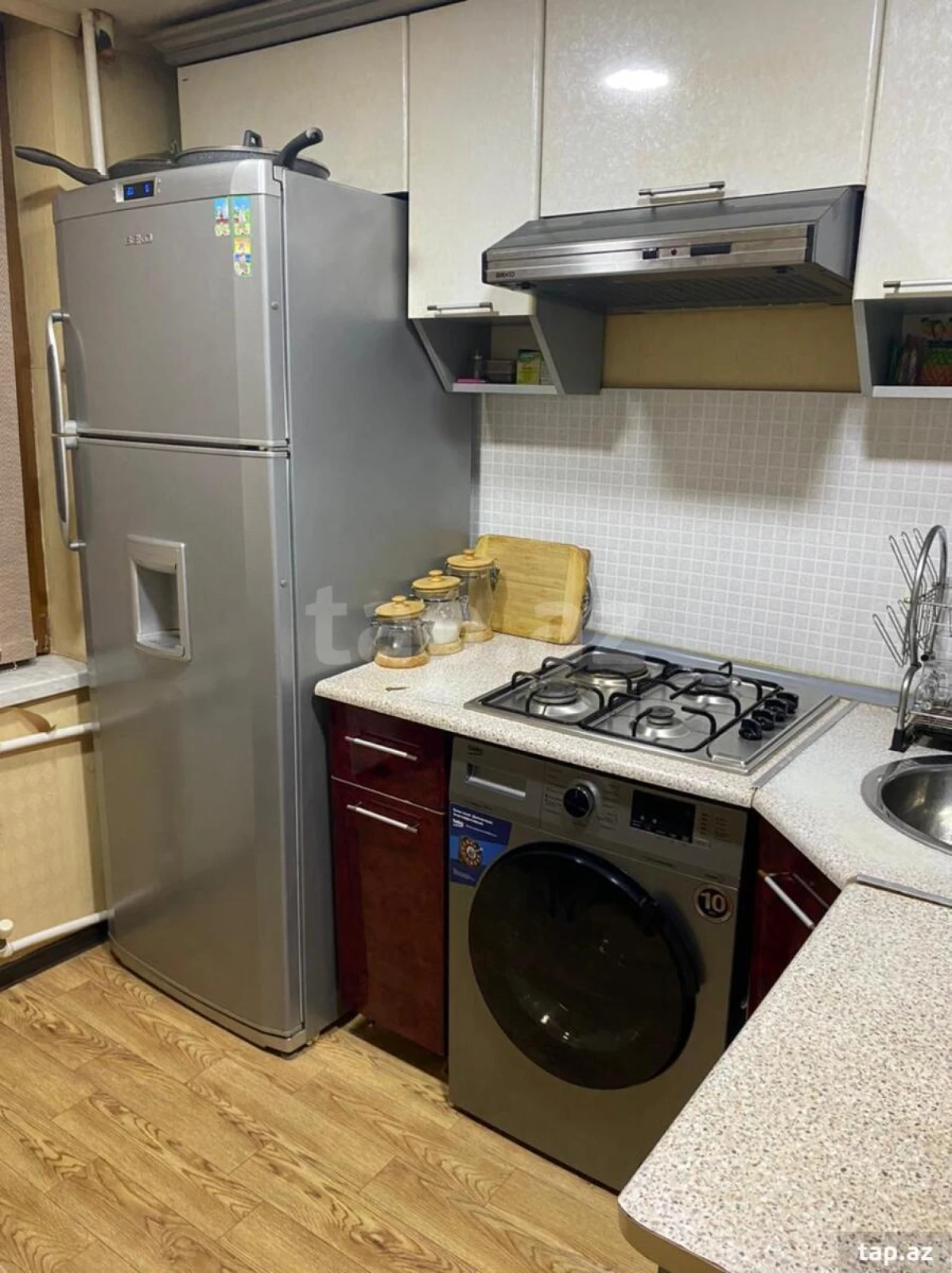 Satılır 2 otaqlı mənzil 60 m²