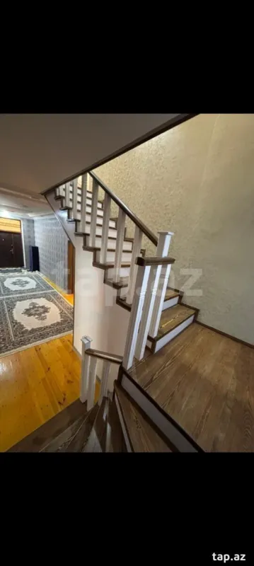 Satılır 5 otaqlı həyət evi