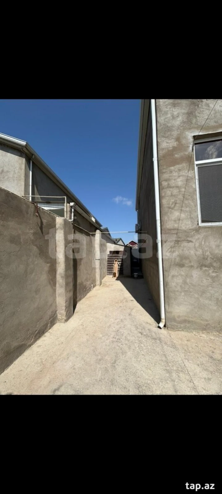 Satılır 5 otaqlı həyət evi