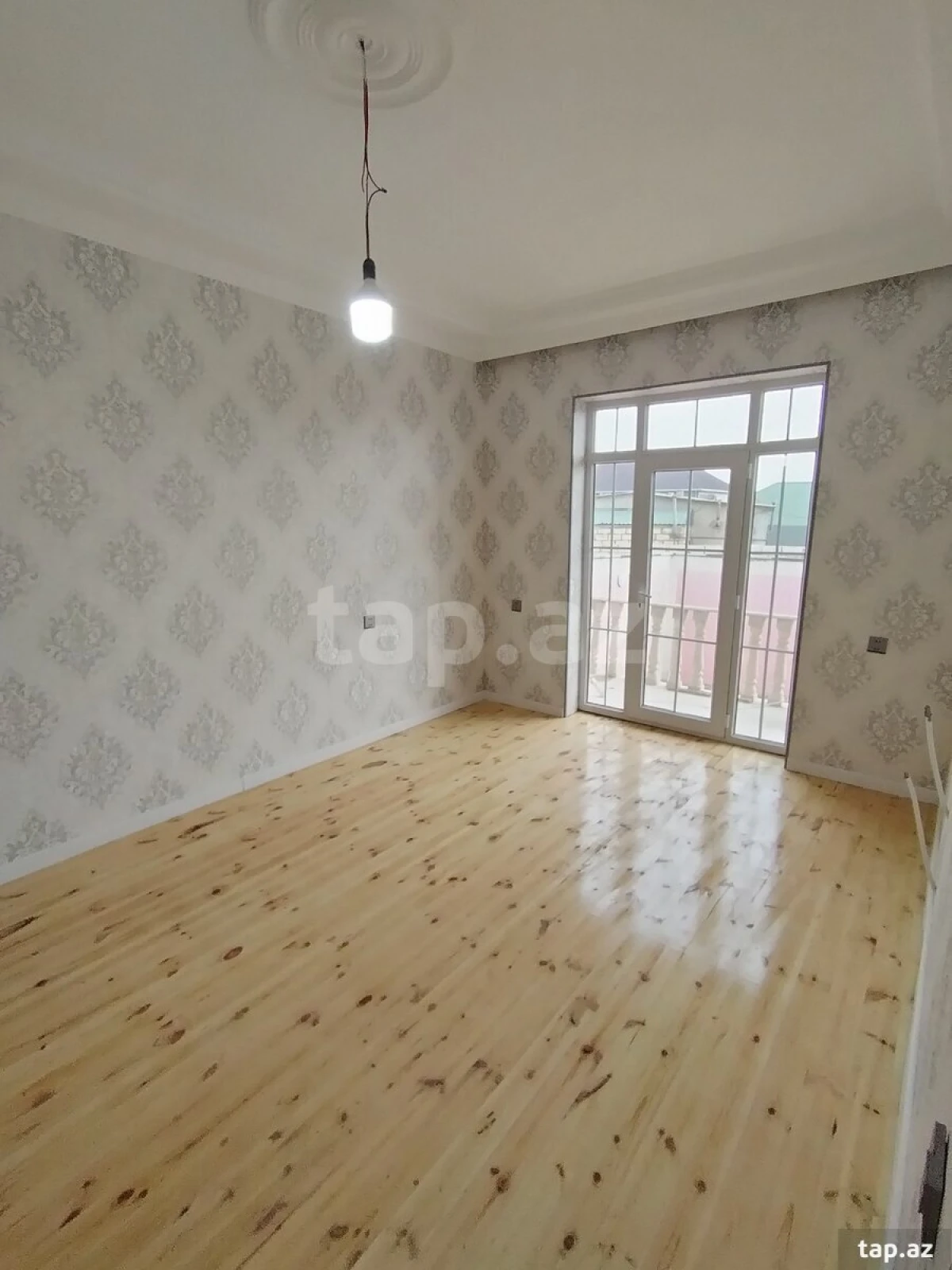 Satılır 3 otaqlı həyət evi