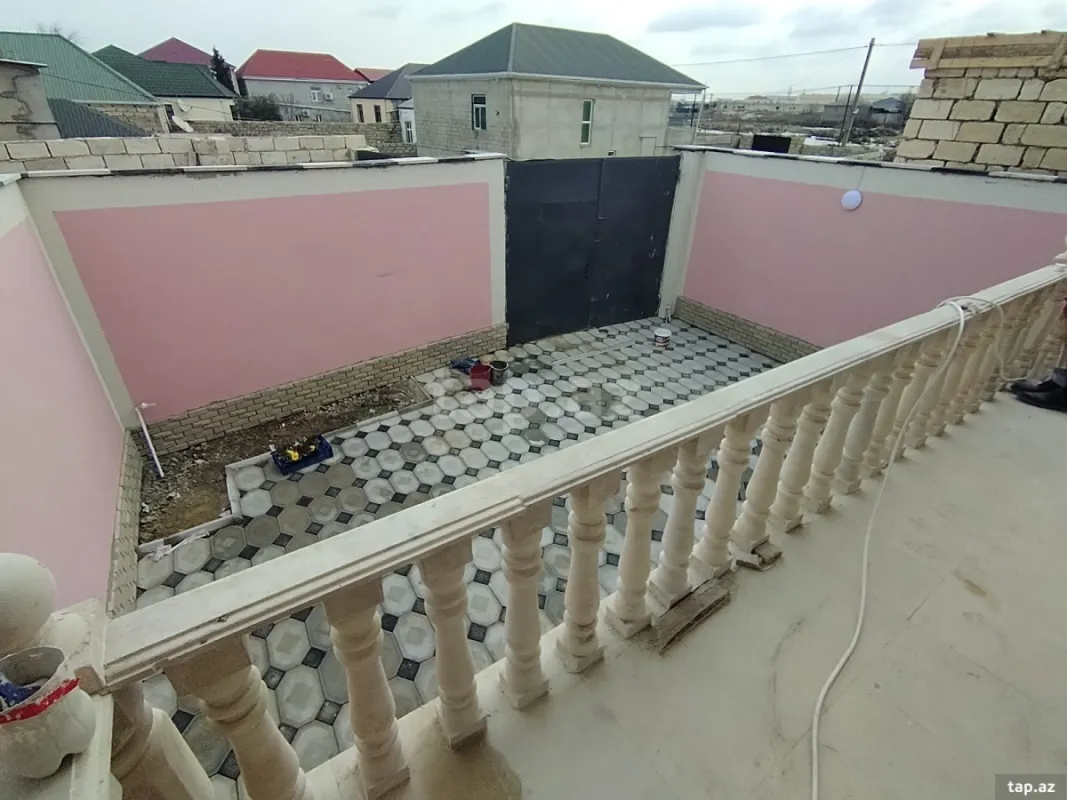 Satılır 3 otaqlı həyət evi