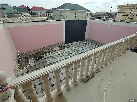 Satılır 3 otaqlı həyət evi