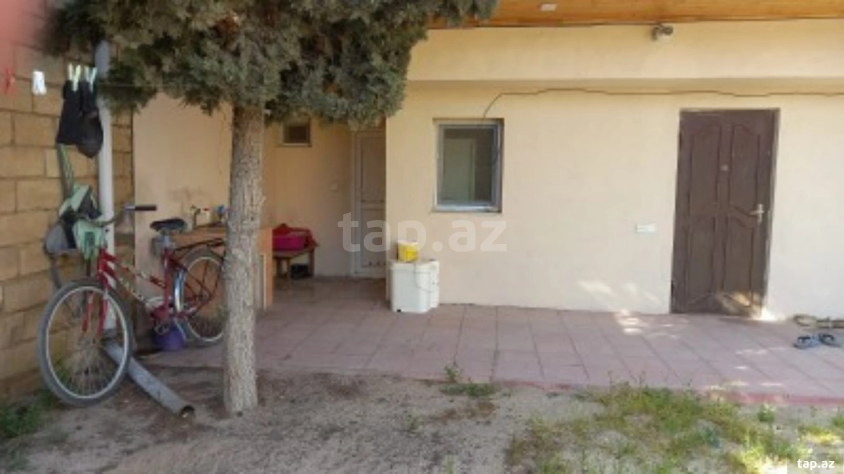 Satılır 5 otaqlı həyət evi