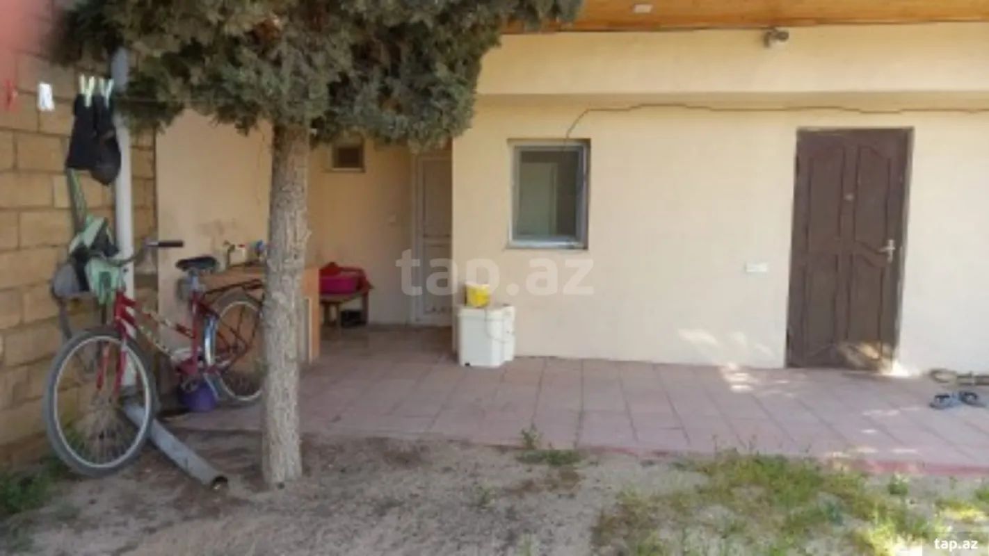 Satılır 5 otaqlı həyət evi