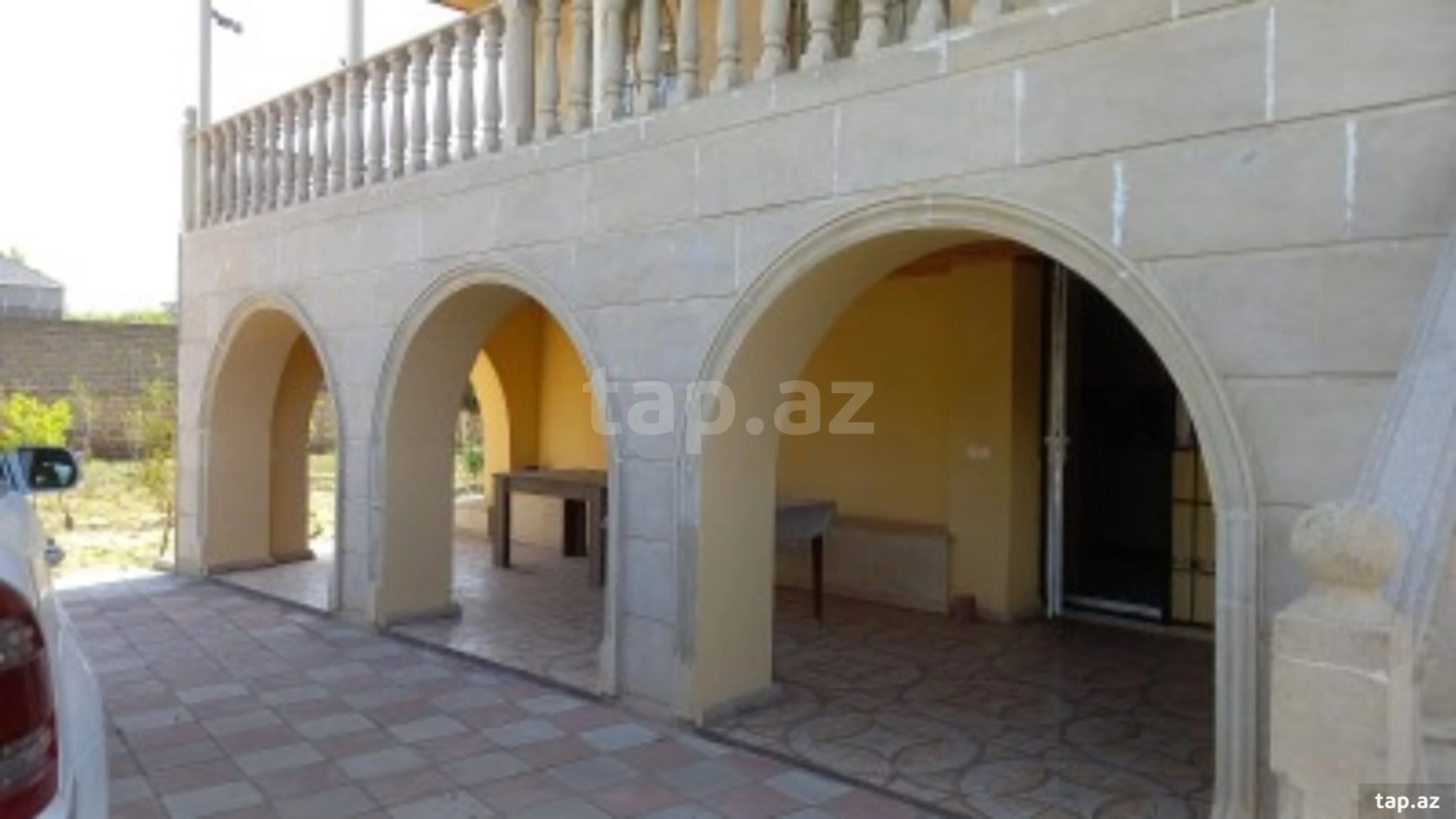 Satılır 5 otaqlı həyət evi