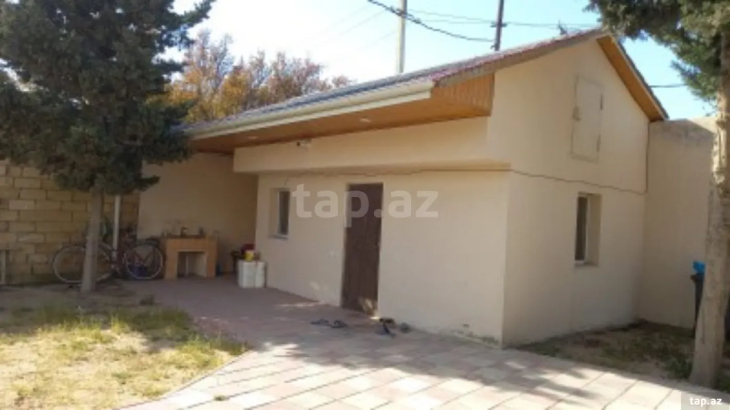 Satılır 5 otaqlı həyət evi