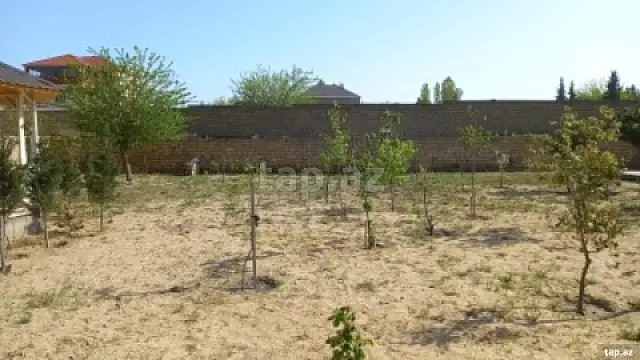 Satılır 5 otaqlı həyət evi