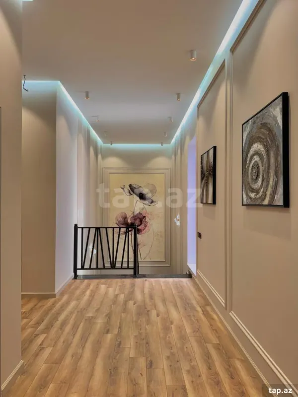 Satılır 5 otaqlı həyət evi