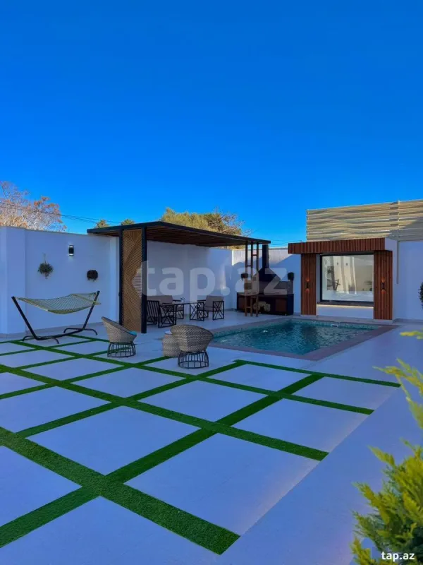 Satılır 5 otaqlı həyət evi