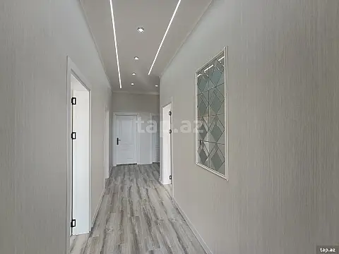 Satılır 6 otaqlı həyət evi