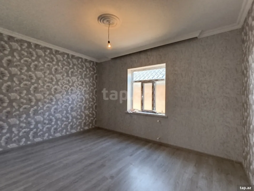 Satılır 4 otaqlı həyət evi