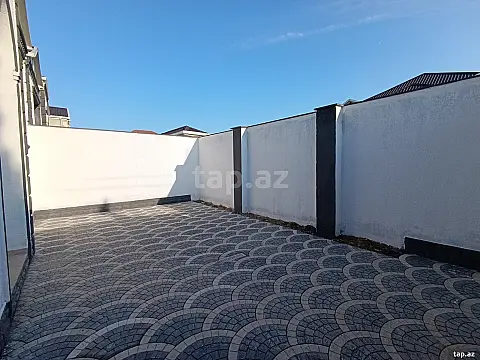 Satılır 4 otaqlı həyət evi