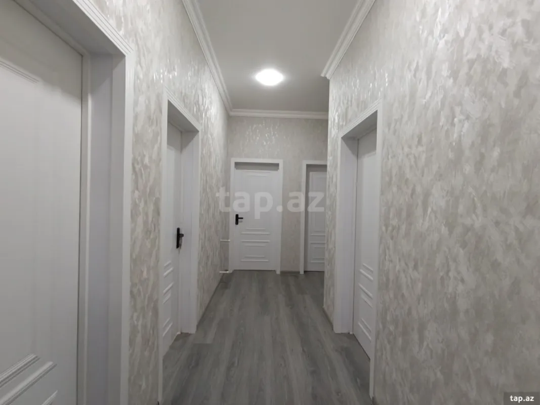 Satılır 4 otaqlı həyət evi