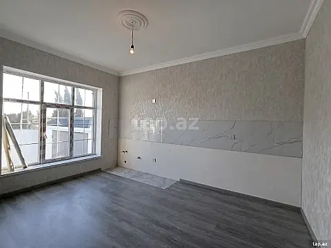 Satılır 4 otaqlı həyət evi