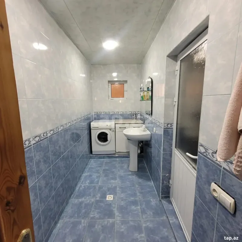 Satılır 5 otaqlı həyət evi