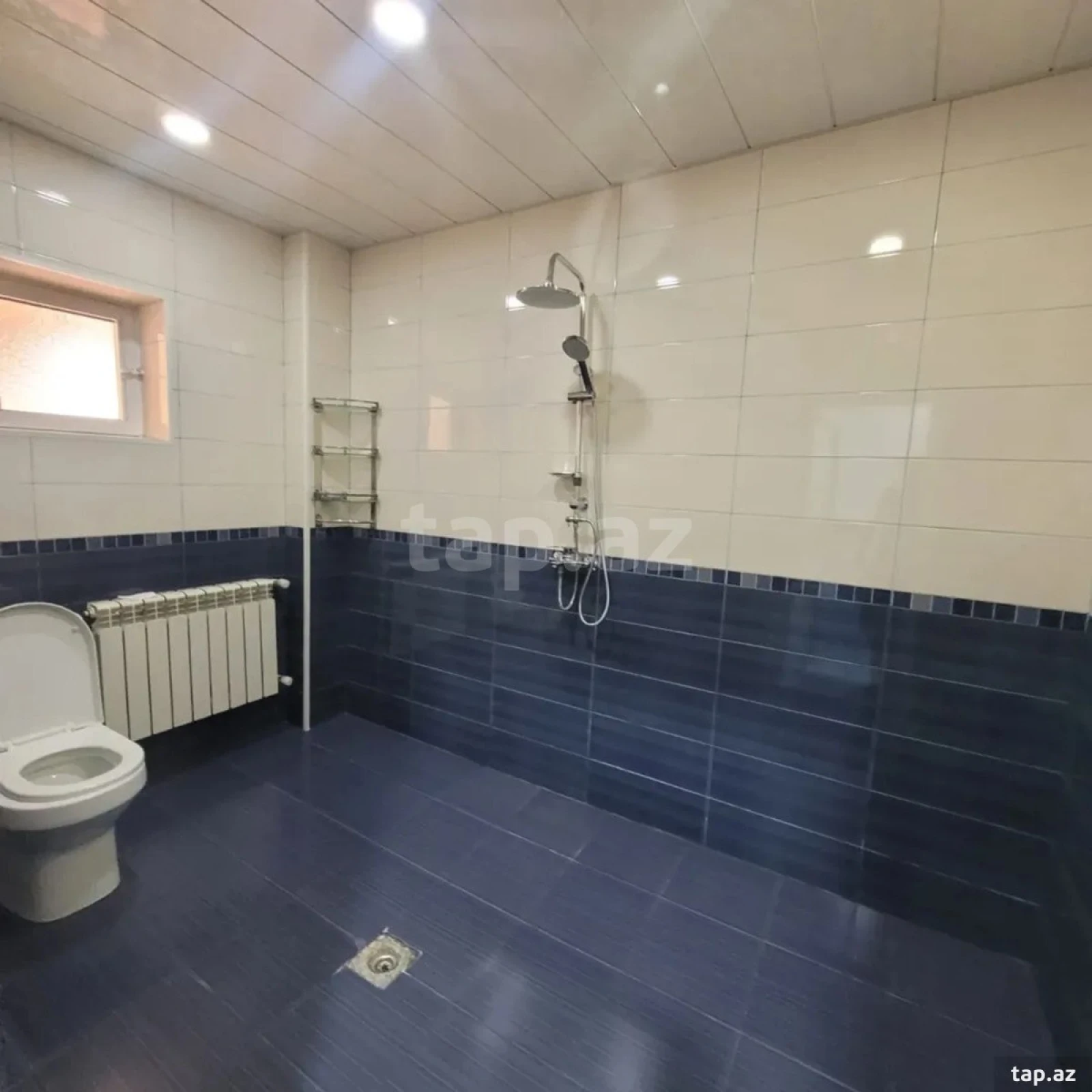 Satılır 5 otaqlı həyət evi