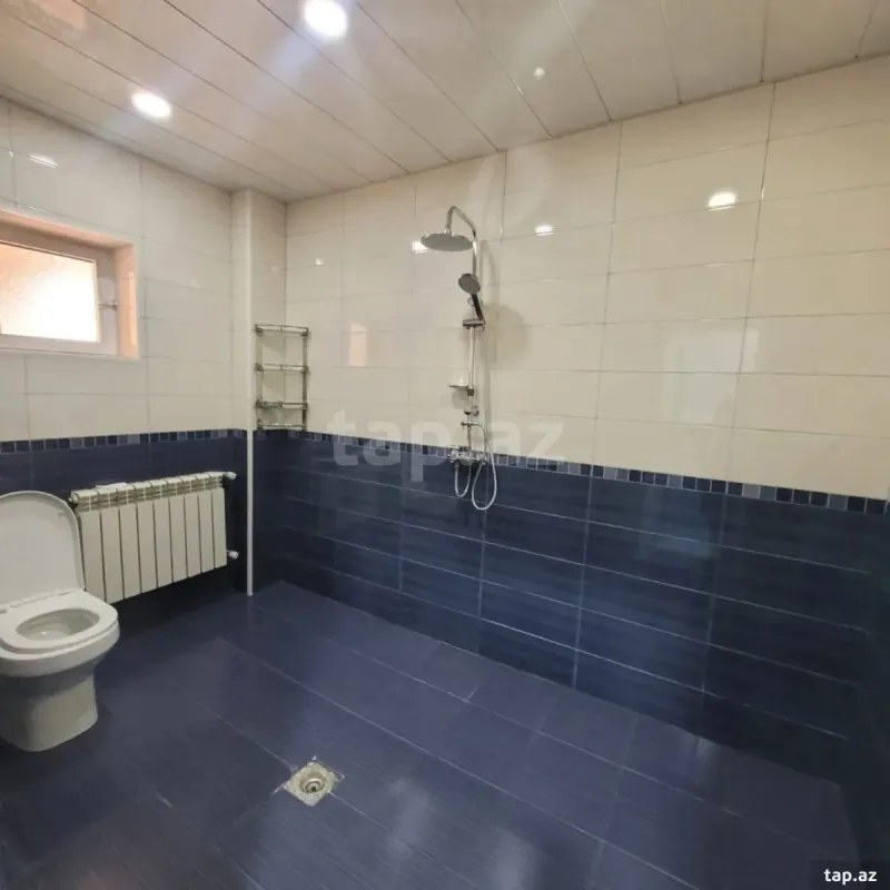 Satılır 5 otaqlı həyət evi