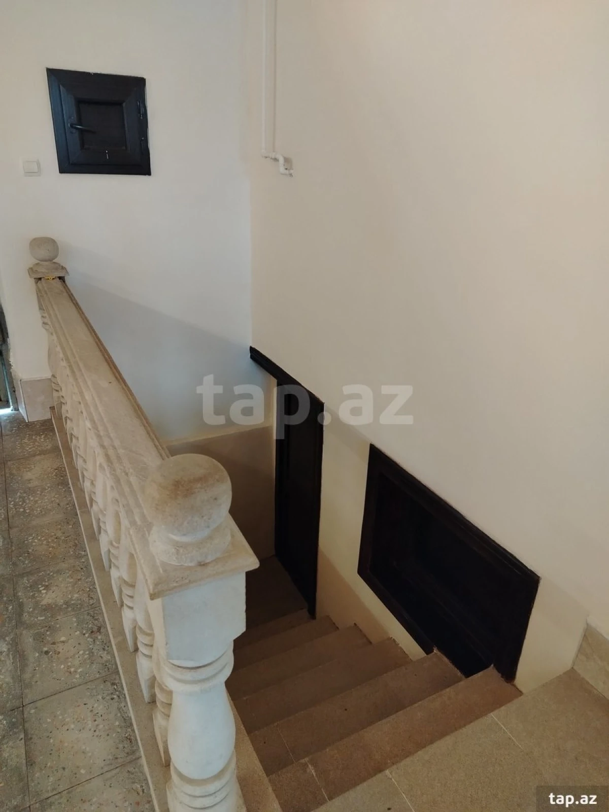 Satılır 5 otaqlı həyət evi