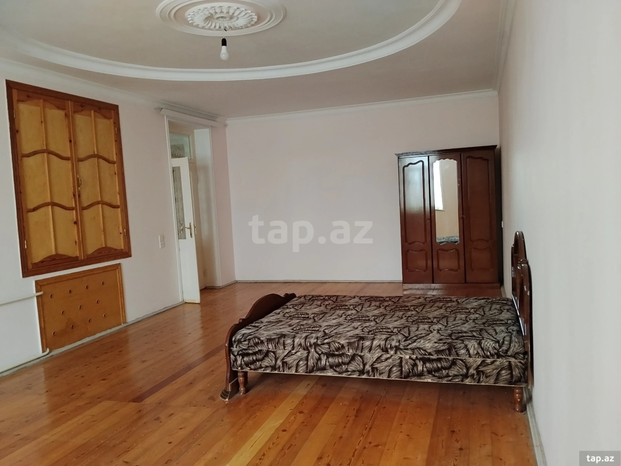 Kirayə verilir 5 otaqlı həyət evi