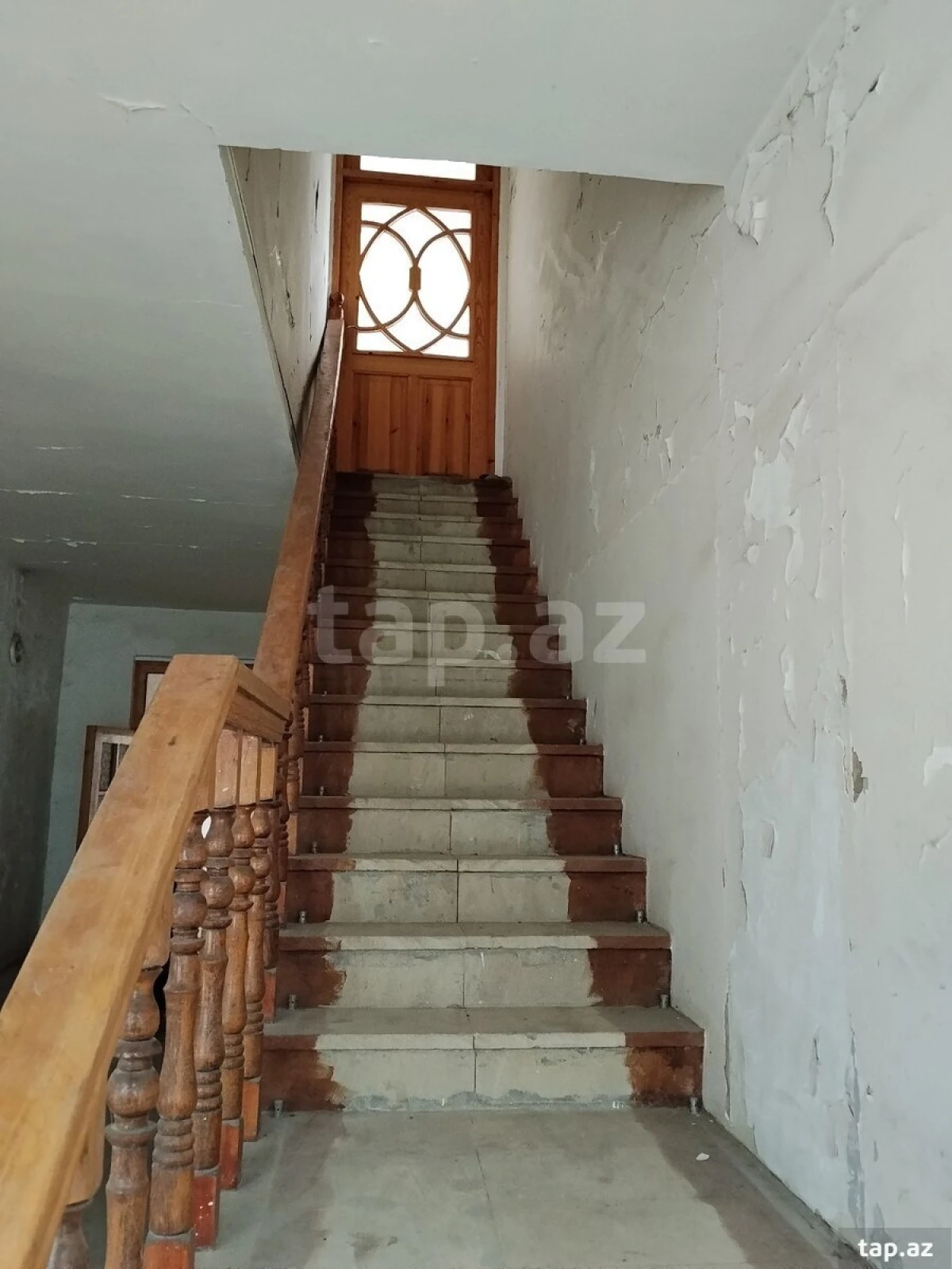 Kirayə verilir 5 otaqlı həyət evi