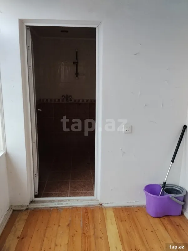 Kirayə verilir 5 otaqlı həyət evi