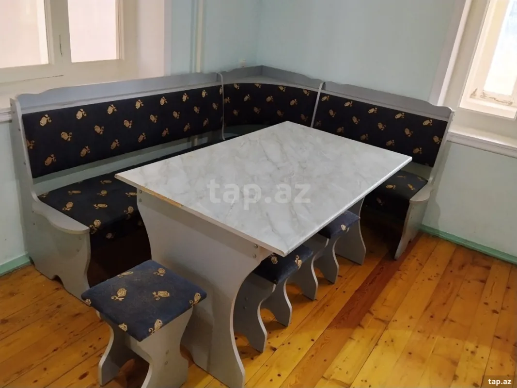 Kirayə verilir 5 otaqlı həyət evi