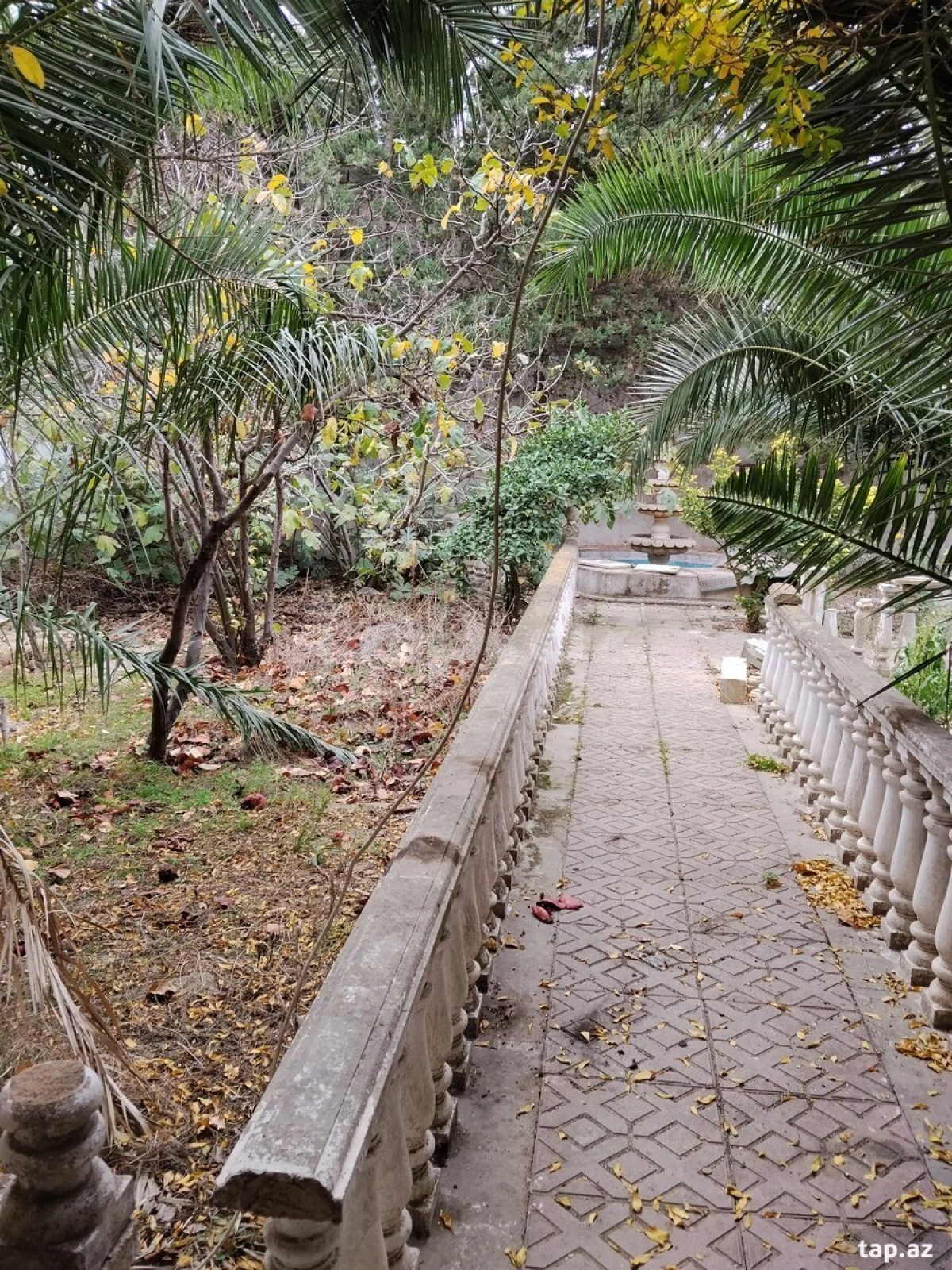 Kirayə verilir 5 otaqlı həyət evi