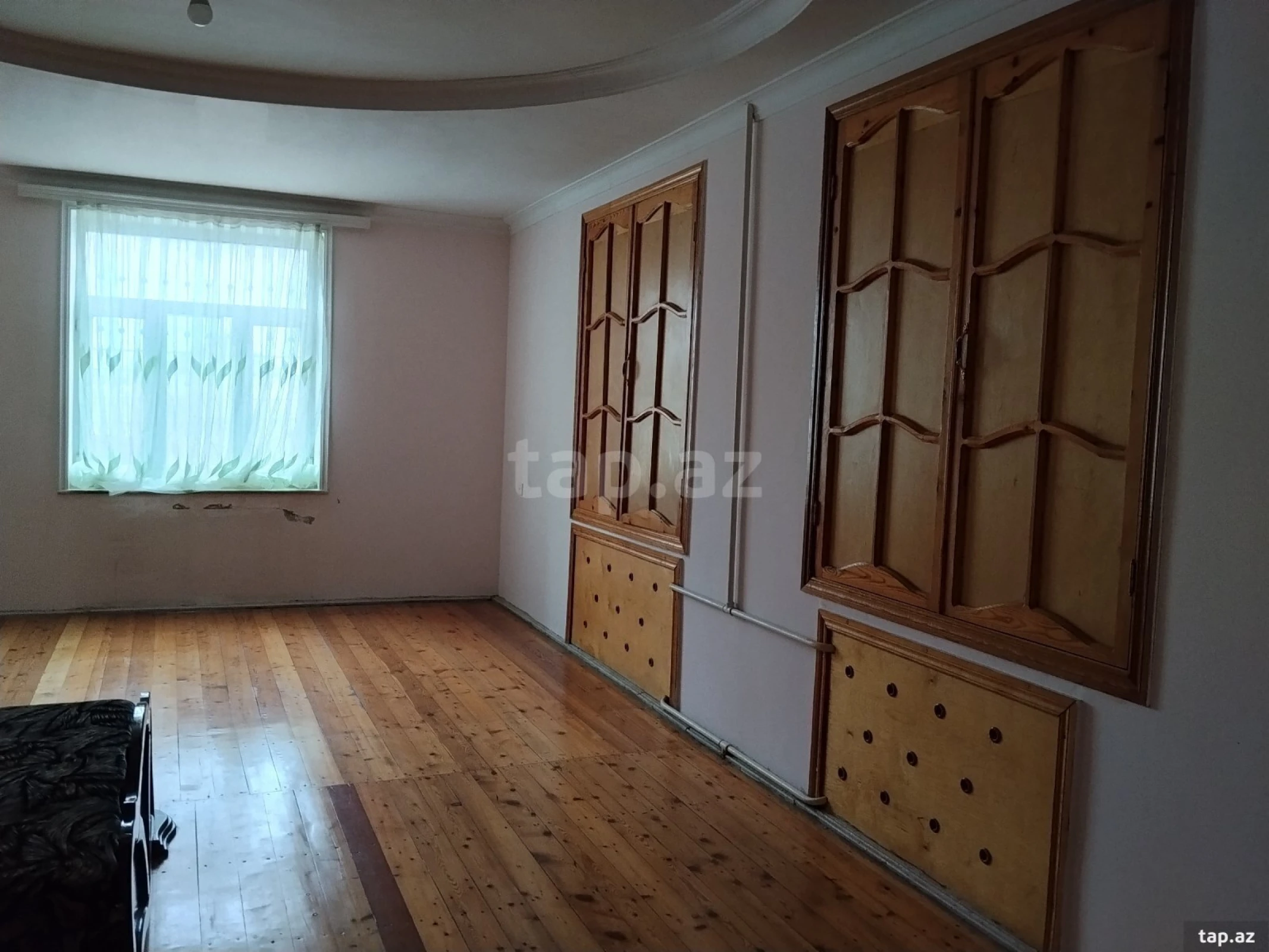 Kirayə verilir 5 otaqlı həyət evi