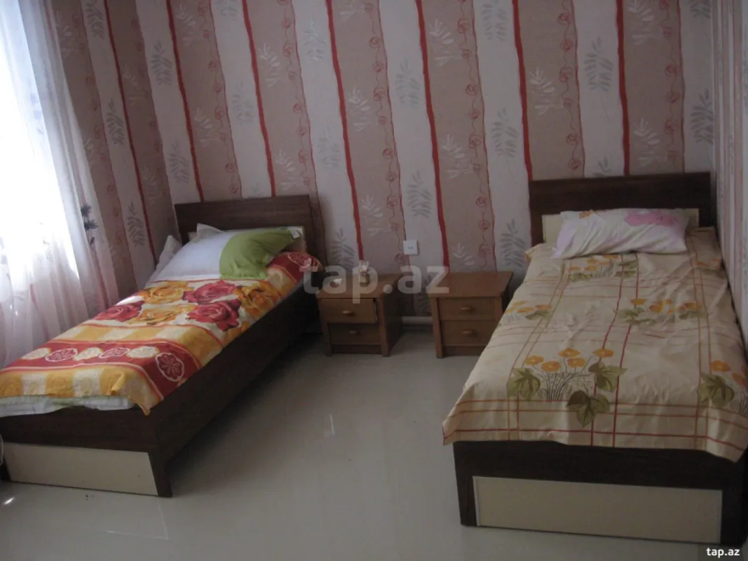 Satılır 6 otaqlı həyət evi