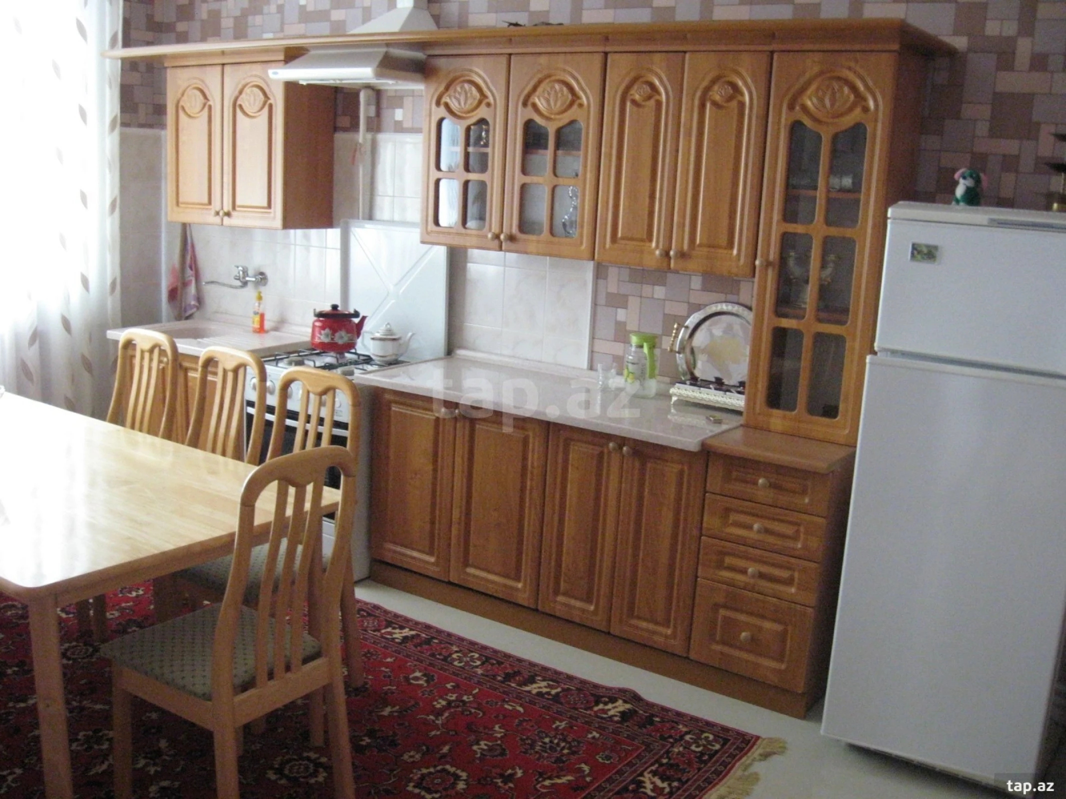 Satılır 6 otaqlı həyət evi