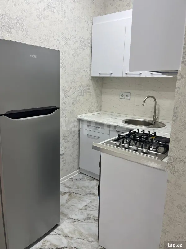 Kirayə verilir 1 otaqlı yeni tikili 33 m²