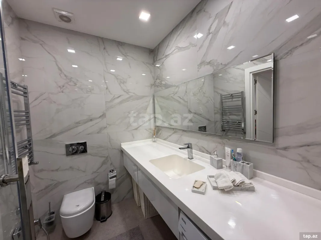 Satılır 2 otaqlı yeni tikili 90 m²