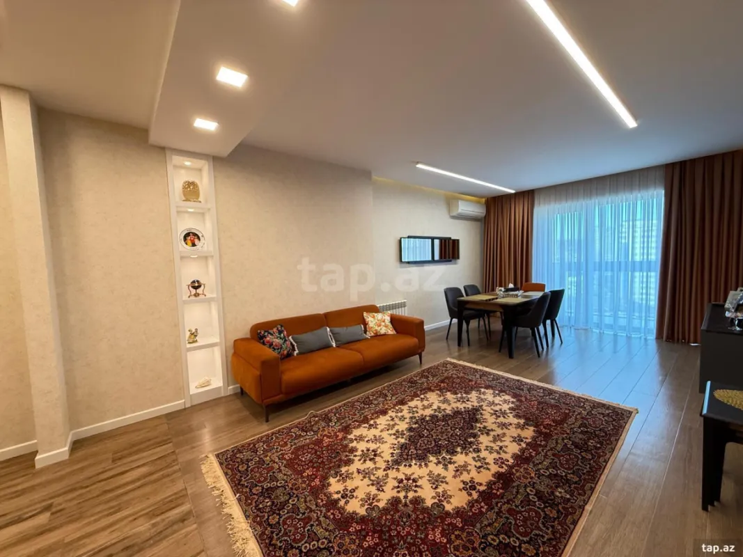 Satılır 2 otaqlı yeni tikili 90 m²