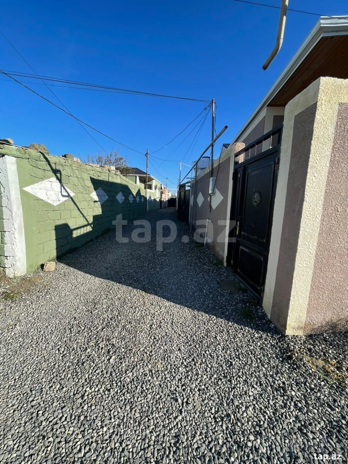 Satılır 3 otaqlı həyət evi