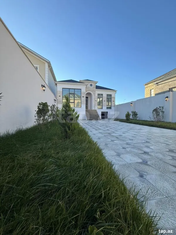 Satılır 4 otaqlı həyət evi